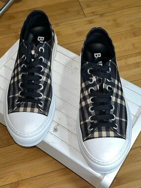 Burberry Black and Beige Plaid Low-Top Sneakers